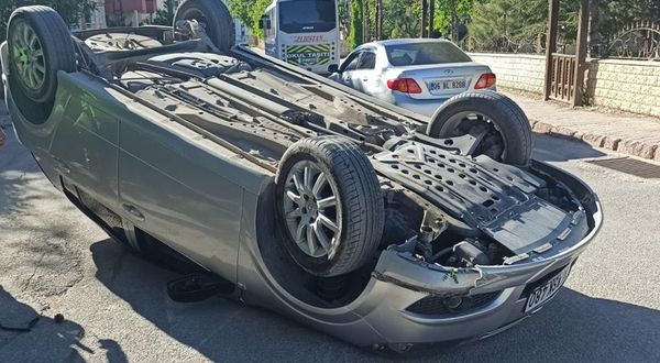 Kahramanmaraş'ta kaza! Otomobil takla attı