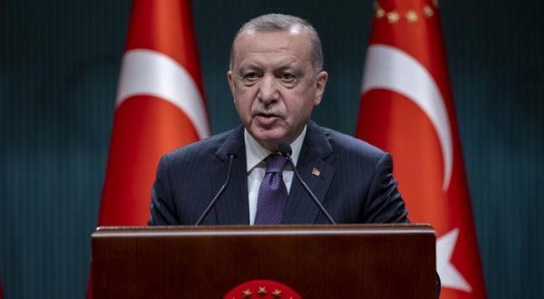 Erdoğan'dan 3600 ek gösterge açıklaması: Tüm memurlarda 600 puanlık yükseltmeye gidilecek