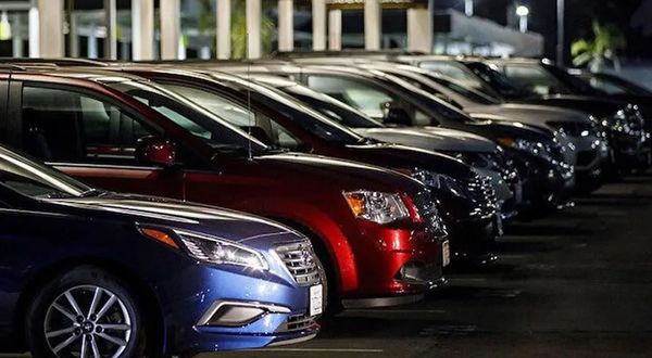 Sıfır otomobile okkalı zam! Opel ve Toyota 2023 fiyat listesini açıkladı