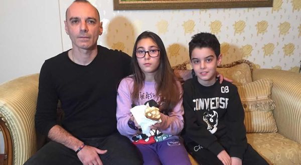 Ekmek arası tavuk yemek istedi, gördüğü manzara hayrete düşürdü!