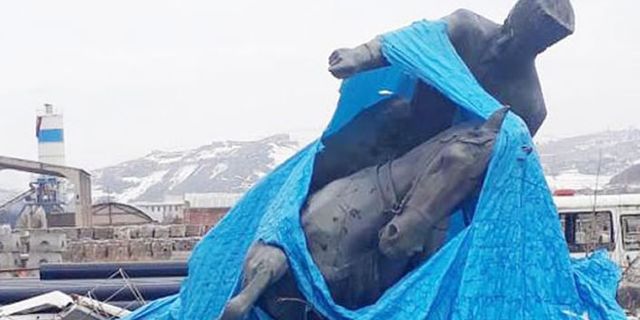 Belediyeden 'Atatürk heykeli' açıklaması!