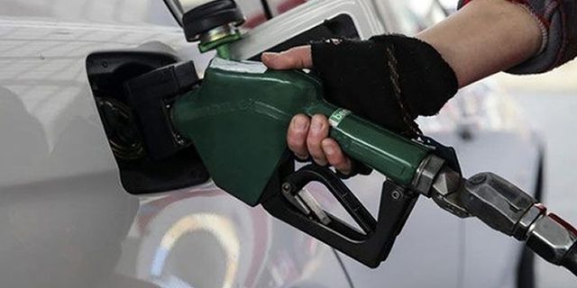Benzin fiyatlarında 15 kuruşluk artış!