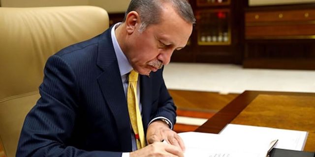 Dikkat! Kamuda çalışan herkesi ilgilendiriyor... Cumhurbaşkanı Erdoğan imzaladı