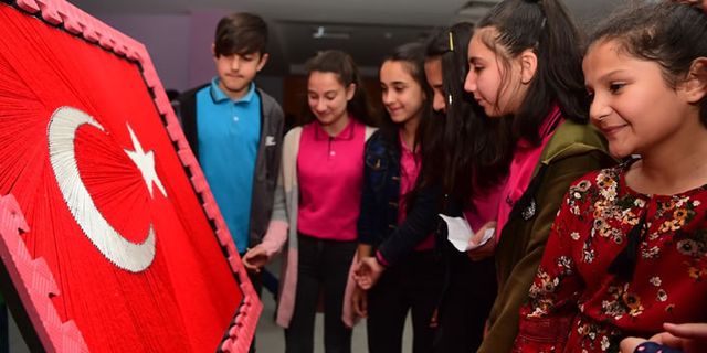 Kahramanmaraş'ta ortaokul öğrencilerinden anlamlı sergi