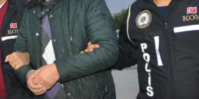 FETÖ şüphelilerinin yurt dışına kaçışısını organize ettikleri iddiasıyla 4 zanlı tutuklandı