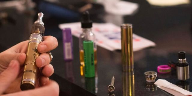 ABD'de aromalı elektronik sigara satışlarının yasaklandığını duyurdu