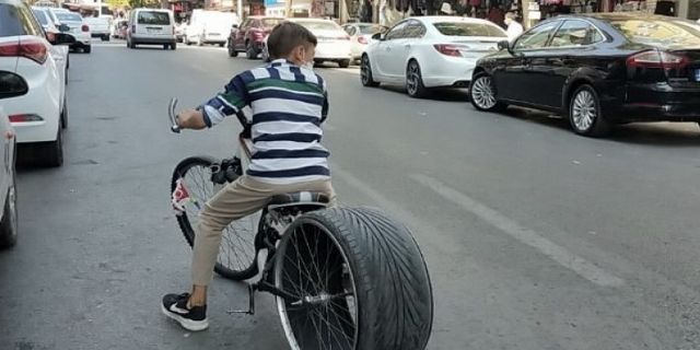 Kahramanmaraş'ta otomobil lastiği takılan bisiklet yoğun ilgi görüyor