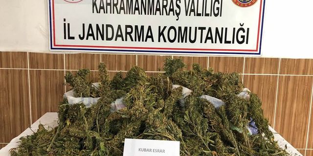 Kahramanmaraş'ta araçta yapılan aramada 6.34 kilo esrar bulundu