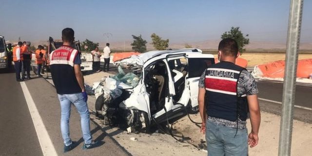 Konya'da feci kazada can pazarı: 6 ölü, 2 yaralı