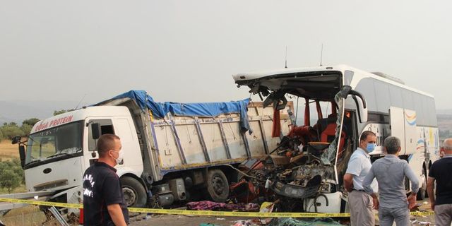 Manisa’da 6 kişinin öldüğü 42 kişinin yaralandığı kazada sürücü tutuklandı