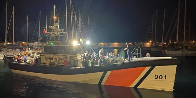 MSB: Milas'ta vatandaşlar çıkarma gemileriyle tahliye edildi