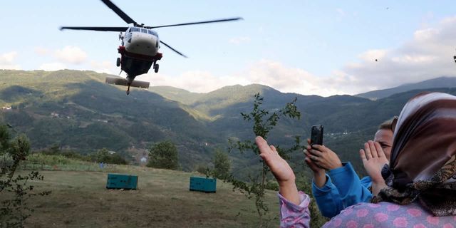 Türkiye'de ilk kez askeri helikopterle jeneratör nakledildi!