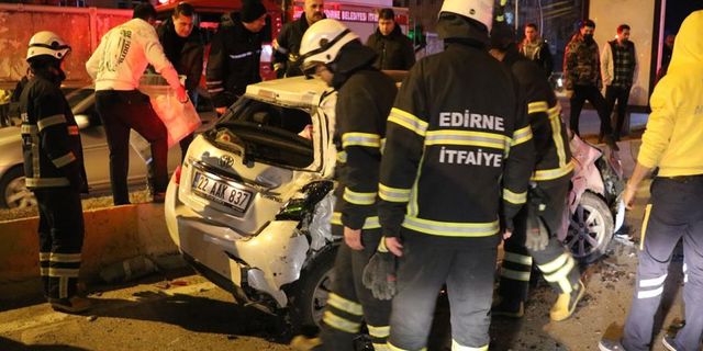 Edirne'de akılalmaz kaza! Kadın sürücü Covid-19 hastası, tır sürücüsü ise alkollü çıktı