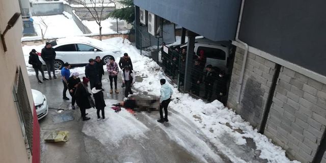 Gaziantep'te 5. kattan atlayan genç kızın hazin sonu!