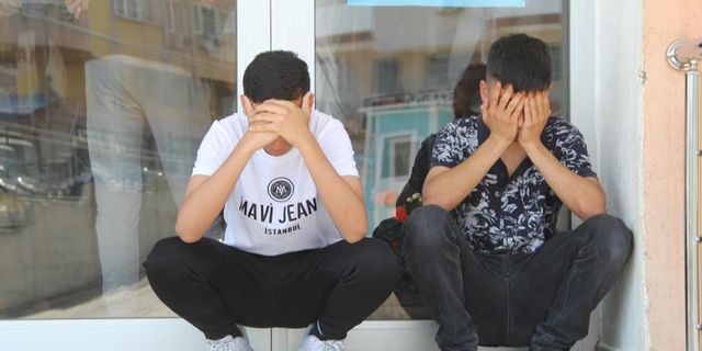 İzmir'de özel okula haciz şoku! Öğrencileri kapının önüne koydular