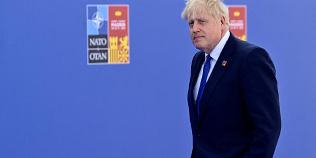 İngiltere ayakta! Başbakan Boris Johnson da istifa etti