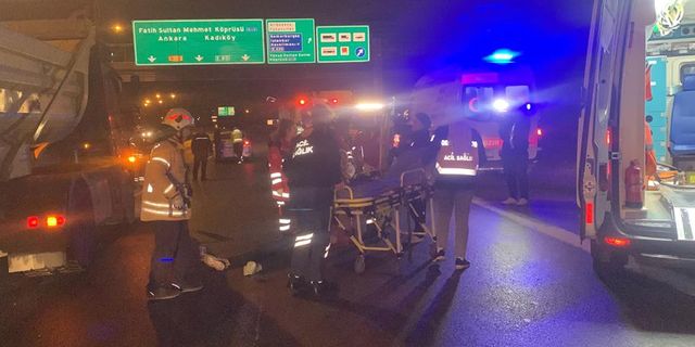 TEM’de akılalmaz kaza: Şakalaşırken motosikletten düştüler