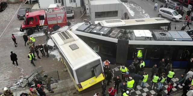 Alibeyköy'de 33 kişinin yaralandığı tramvay kazasında sinyalizasyon hatası iddiası