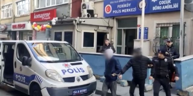 İstanbul'da 'pes' dedirten olay! Bu da oldu, çiğ köfte dürüm içinden çıktı