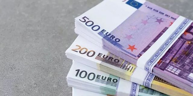 Dolar gözden düştü, ışıklar yeniden euroya döndü: Saat 20.45’e dikkat!