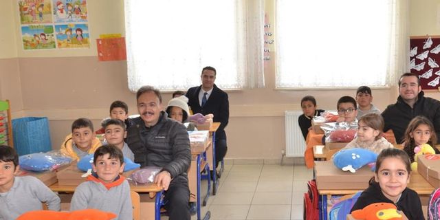İkinci depremin merkezi Elbistan'da 64 gün sonra ilk ders zili çaldı