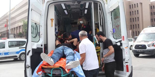 İzmir’de adliye önündeki çatışmada 21 gözaltı