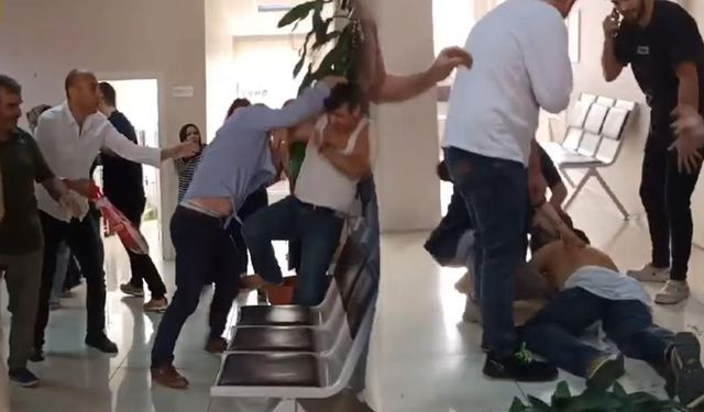 Sağlık ocağında dehşet anları! 3 doktoru böyle darp ettiler...
