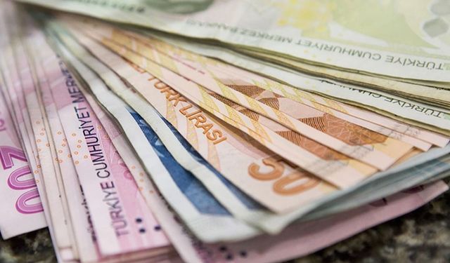 Asgari ücret desteğinin 500 liradan 700 liraya yükseltilmesine yönelik çalışmalar devam ediyor