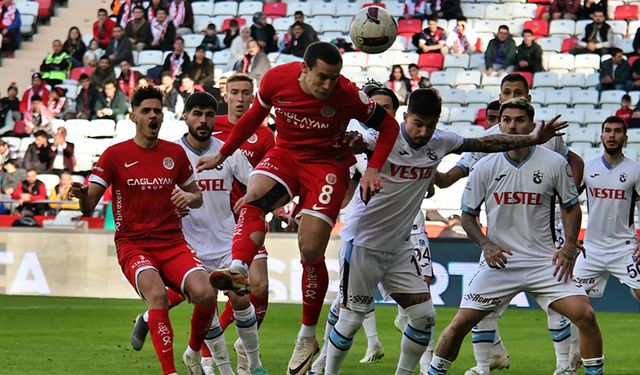 Trabzon, Antalya'da 2 puan bıraktı! Yenilmezlik serisini 6 maça çıkardı