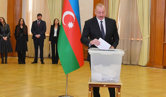Azerbaycan’da oy verme işlemi sona erdi