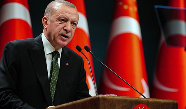 Cumhurbaşkanı Erdoğan, İstanbul’da AK Parti programı sırasındaki silahlı saldırıyı kınadı