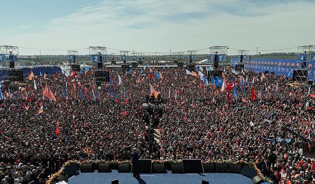 AK Parti'nin İstanbul mitinginde rakam Erdoğan'ı mutlu etmedi