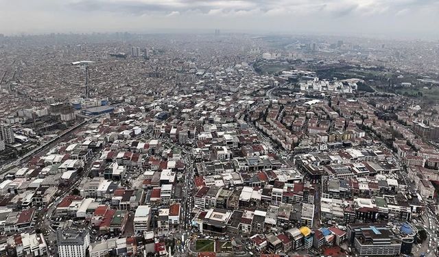 Naci Görür 'Hiç acımadan kepçeyi vurarak yıkacaksın, başka yolu yok''