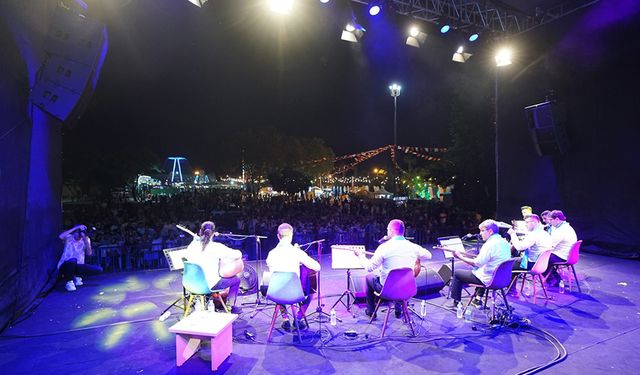 Kahramanmaraş’ın Geleneksel Ağustos Fuarı, Grup Garbiyeli’nin konseriyle şenlendi