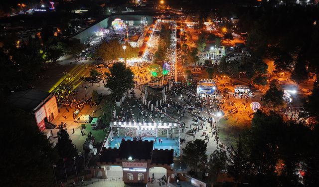 Uluslararası Kahramanmaraş Ağustos Fuarı, 20 yıl aranın ardından yeniden kapılarını açtı