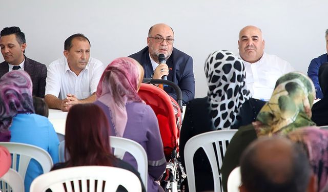 Dulkadiroğlu Belediye Başkanı Mehmet Akpınar Sümer Mahallesi'nde vatandaşlarla buluştu