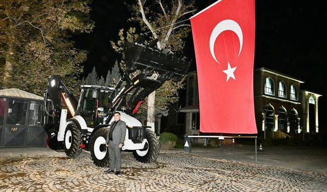 Başkan Mehmet Karaca "Belediyemizin filosunu güçlendirmeye devam edeceğiz"