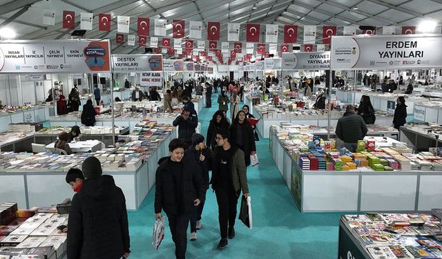 Kahramanmaraş Kitap Fuarı rekor ilgiyle devam ediyor