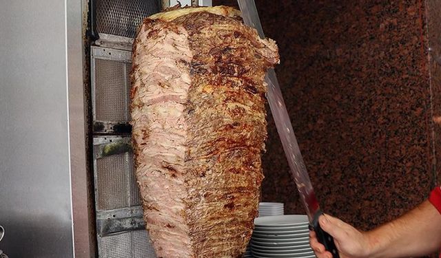 Bakanlık listeyi güncelledi: Et döner ve köftede hile yapan firmalar ifşa edildi