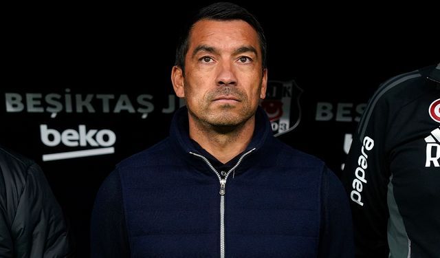 Beşiktaş’ta Giovanni van Bronckhorst dönemi sona erdi