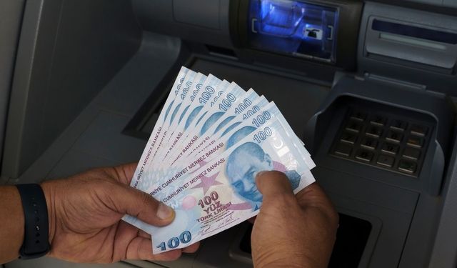 Bankadan para çekimlerinde belge ibraz zorunluluğu geliyor