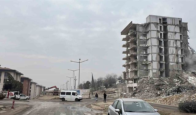 Kahramanmaraş’ta ağır hasarlı binaların yıkımı yüzde 99 tamamlandı