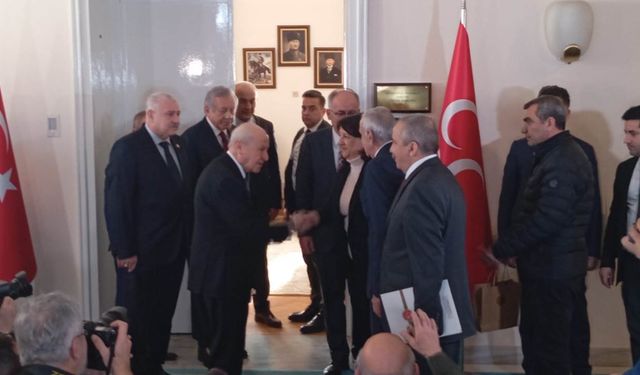 DEM Parti Heyeti MHP Lideri Bahçeli İle Görüştü