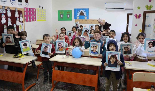 Kahramanmaraş’taki Konteyner Kentte Karne Heyecanı