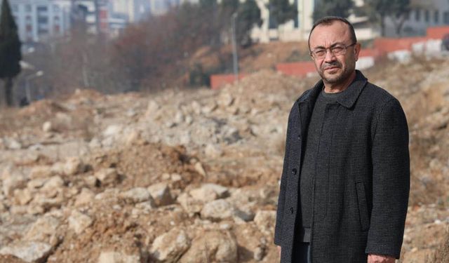 Depremde Eşi ve İki Kızını Kaybeden İmamın Yürek Yakan Hikayesi