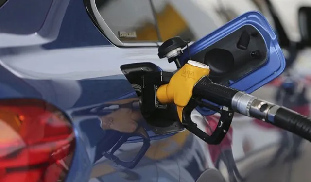 Akaryakıtta tabela değişti: Motorine yeni zam geldi, güncel fiyatlar