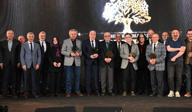 5. Uluslararası Şiir ve Edebiyat Günleri, Görkemli Bir Programla Final Yaptı