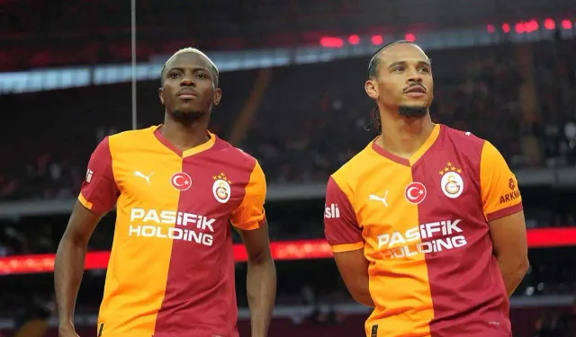 Osimhen ve Sane taraftarın önünde imza attı
