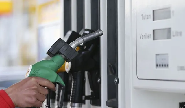 Trump’ın hamlesi akaryakıtı hereketlendirdi! Motorine tarihi zam geliyor
