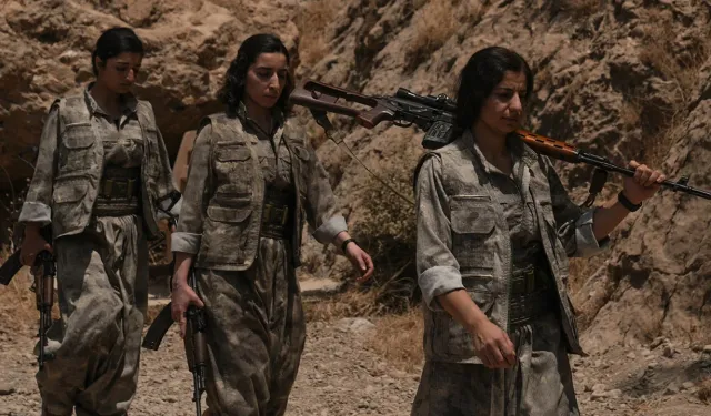 Terör örgütü PKK Zap'tan çekildi! Kararı 'Türkiye ile barış' adında açıkladı